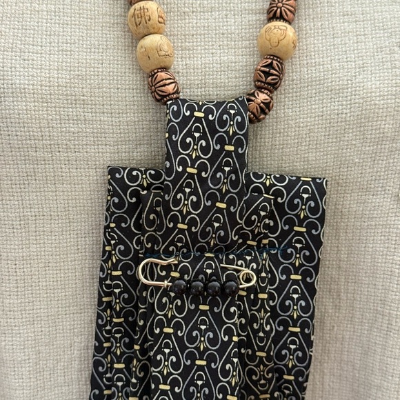 Upcycled Reworked Tie with Vintage Watch Steampunk Style - Picture 8 of 16